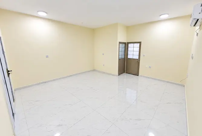 63808363 - Property Image 2