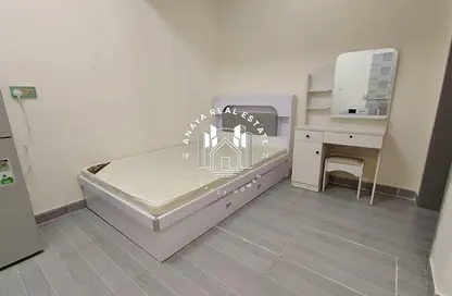 Apartment - Studio - 1 Bathroom for rent in Umm Ghuwalina - Umm Ghuwailina - Doha