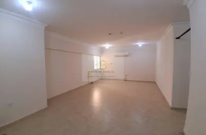 Apartment - 2 Bedrooms - 2 Bathrooms for rent in Najma 28 - Ibn Dirhem Street - Najma - Doha