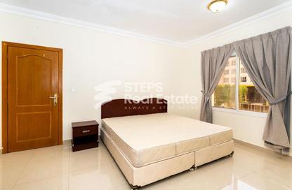 Apartment - 2 Bedrooms - 2 Bathrooms for rent in Al Sadd Road - Al Sadd - Doha
