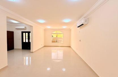 Compound - 3 Bedrooms - 3 Bathrooms for rent in Al Thumama - Al Thumama - Doha