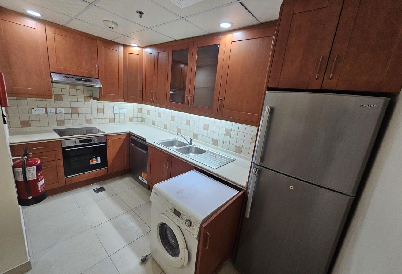 1 BHK | 2 Month Free | Porto Arabia | Pearl Qatar thumbnail 5