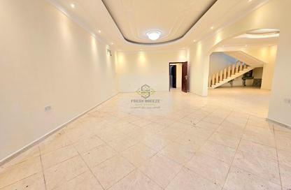 Villa - 5 Bedrooms - 6 Bathrooms for rent in Al Maamoura - Al Maamoura - Doha