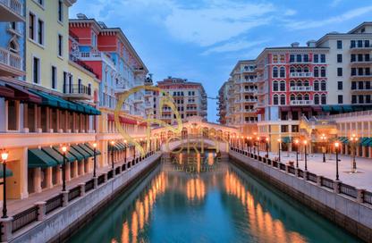 Duplex - 4 Bedrooms - 4 Bathrooms for sale in Carnaval - Qanat Quartier - The Pearl Island - Doha