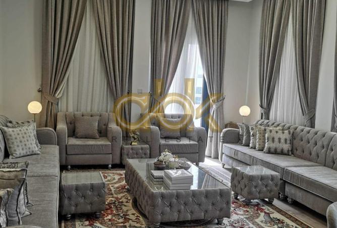 1011923 - Property Image 2