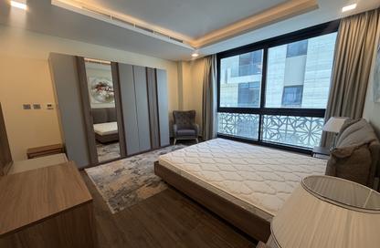 Apartment - 1 Bedroom - 2 Bathrooms for rent in Hilton Doha The Pearl Residences - Abraj Quartiers - The Pearl Island - Doha Apartment - 1 Bedroom - 2 Bathrooms for rent in Hilton Doha The Pearl Residences - Abraj Quartiers - The Pearl Island - Doha
