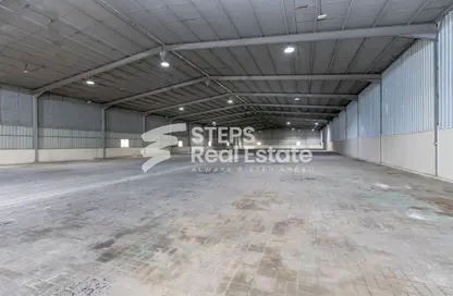 Warehouse - Studio - 1 Bathroom for rent in Industrial Area 4 - Industrial Area - Industrial Area - Doha