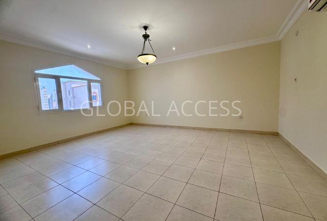 60889664 - Property Image 3