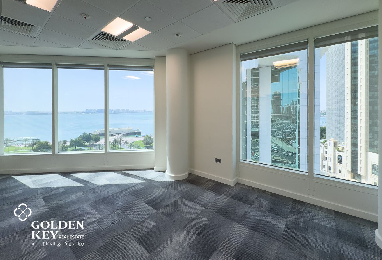 Premium Office with Sea View | 172 sqm | West Bay