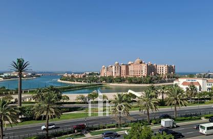 Apartment - 2 Bedrooms - 3 Bathrooms for rent in East Porto Drive - Porto Arabia - The Pearl Island - Doha