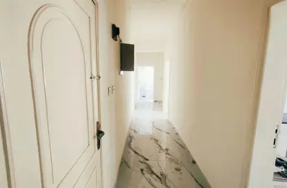 Apartment - 2 Bedrooms - 2 Bathrooms for rent in Umm Ghuwailina 4 - Umm Ghuwailina - Doha Apartment - 2 Bedrooms - 2 Bathrooms for rent in Umm Ghuwailina 4 - Umm Ghuwailina - Doha