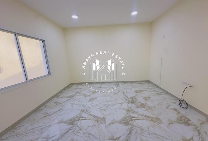 55876682 - Property Image 2