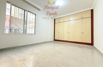 Apartment - 3 Bedrooms - 2 Bathrooms for rent in Al Sadd Road - Al Sadd - Doha