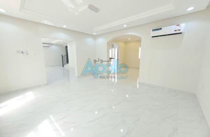 Villa - 4 Bedrooms - 4 Bathrooms for rent in Al Dana st - Muraikh - AlMuraikh - Doha