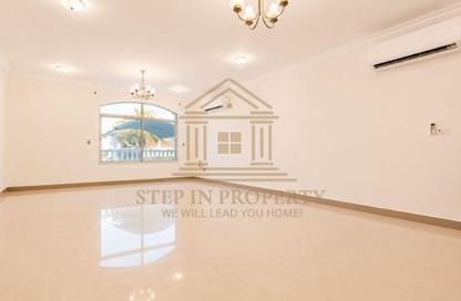 Villa - 5 Bedrooms - 5 Bathrooms for rent in Wadi Al Markh - Muraikh - AlMuraikh - Doha