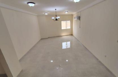 Apartment - 3 Bedrooms - 3 Bathrooms for rent in Fereej Bin Mahmoud North - Fereej Bin Mahmoud - Doha