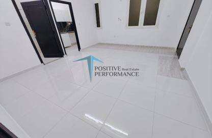 Apartment - 1 - 1 for rent in Rawdat Al Hamama - Al Daayen