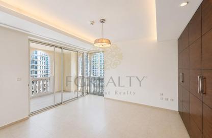 Apartment - 1 Bedroom - 2 Bathrooms for rent in Viva West - Viva Bahriyah - The Pearl Island - Doha