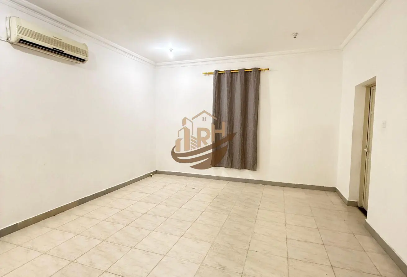 63199121 - Property Main Image