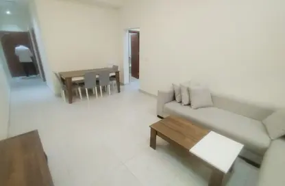 Apartment - 3 Bedrooms - 3 Bathrooms for rent in Muntazah 7 - Al Muntazah - Doha