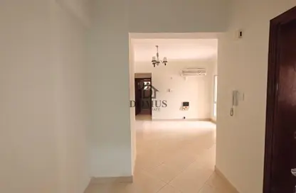 Apartment - 2 Bedrooms - 2 Bathrooms for rent in Anas Street - Fereej Bin Mahmoud North - Fereej Bin Mahmoud - Doha