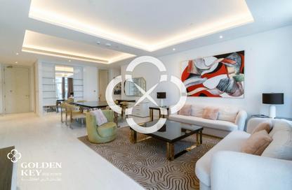 Apartment - 3 Bedrooms - 4 Bathrooms for rent in The Garden - Floresta Gardens - The Pearl Island - Doha