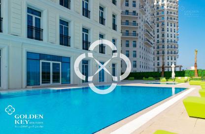 Apartment - 3 Bedrooms - 4 Bathrooms for rent in The Garden - Floresta Gardens - The Pearl Island - Doha
