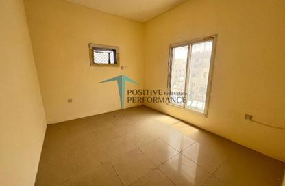 Apartment - 3 Bedrooms - 2 Bathrooms for rent in Madinat Khalifa South - Madinat Khalifa - Doha