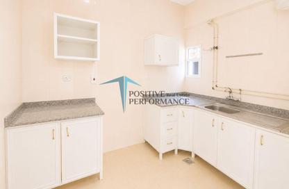 Apartment - 3 Bedrooms - 2 Bathrooms for rent in Madinat Khalifa South - Madinat Khalifa - Doha
