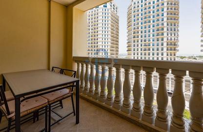 Apartment - Studio - 1 Bathroom for rent in Viva West - Viva Bahriyah - The Pearl Island - Doha