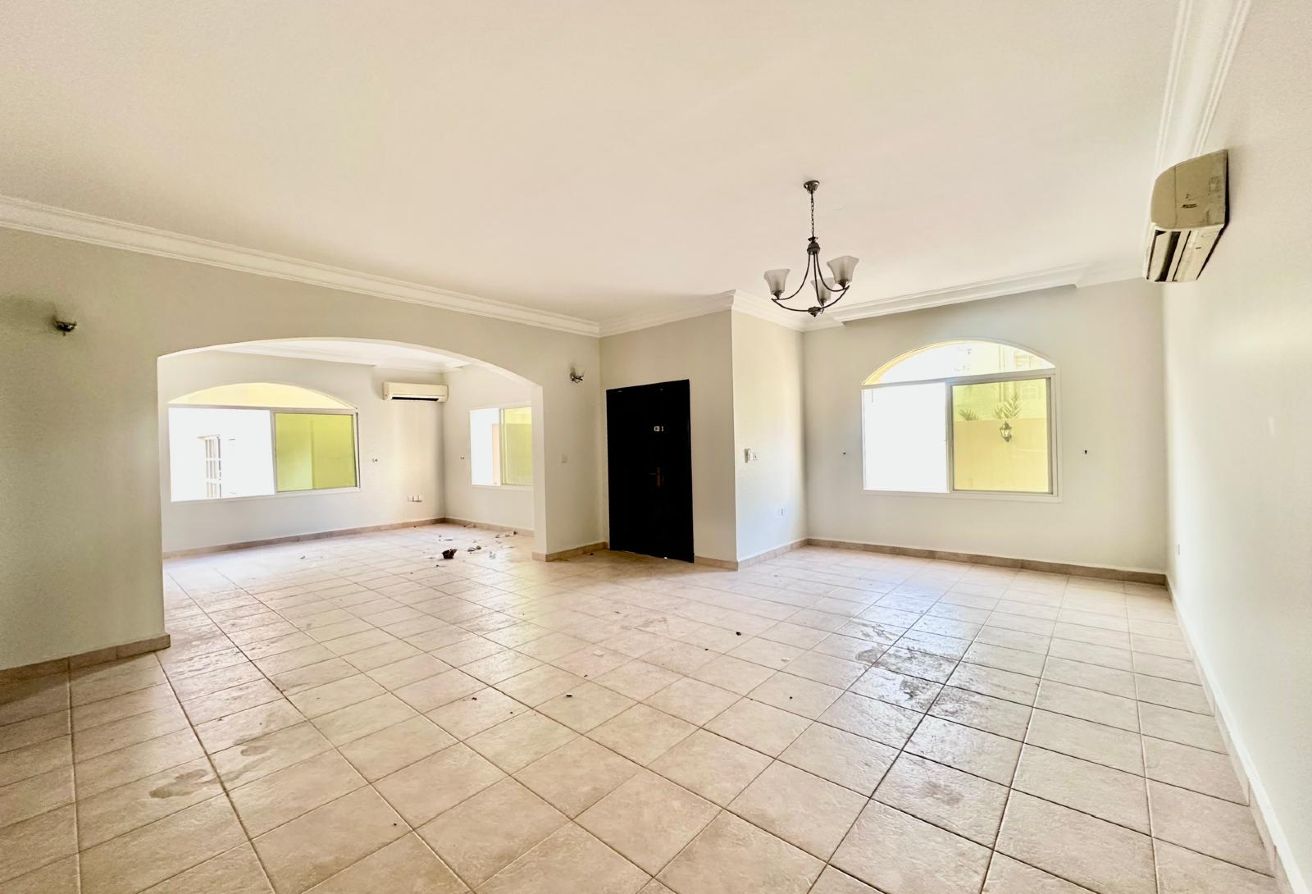 PRIVATE POOL | STAND ALONE 5 BHK + MAID VILLA - apartment in Mamoura 18