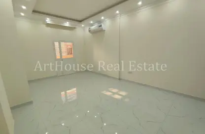 Apartment - 3 Bedrooms - 3 Bathrooms for rent in Fereej Kulaib - Doha