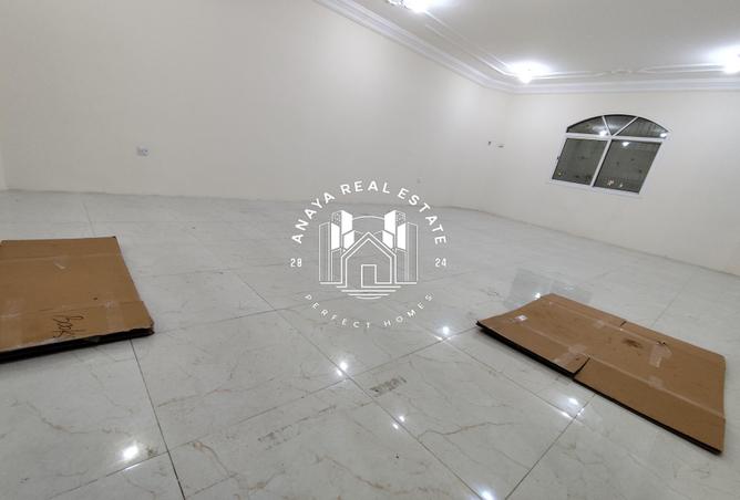 51719037 - Property Main Image