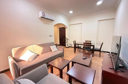 Apartment - 2 Bedrooms - 2 Bathrooms for rent in Anas Street - Fereej Bin Mahmoud North - Fereej Bin Mahmoud - Doha
