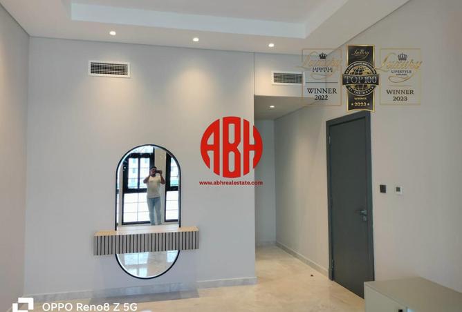 53235592 - Property Image 2