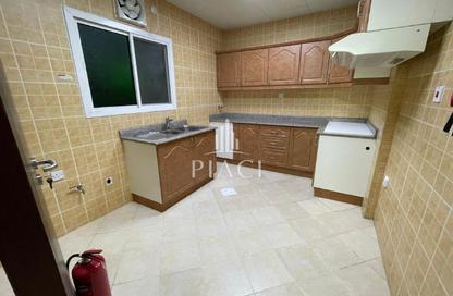 Apartment - 3 - 2 for rent in Salaja Street - Doha Al Jadeed - Doha