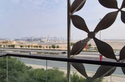 Apartment - 2 Bedrooms - 3 Bathrooms for rent in Crescent Building - Yasmeen City - Lusail