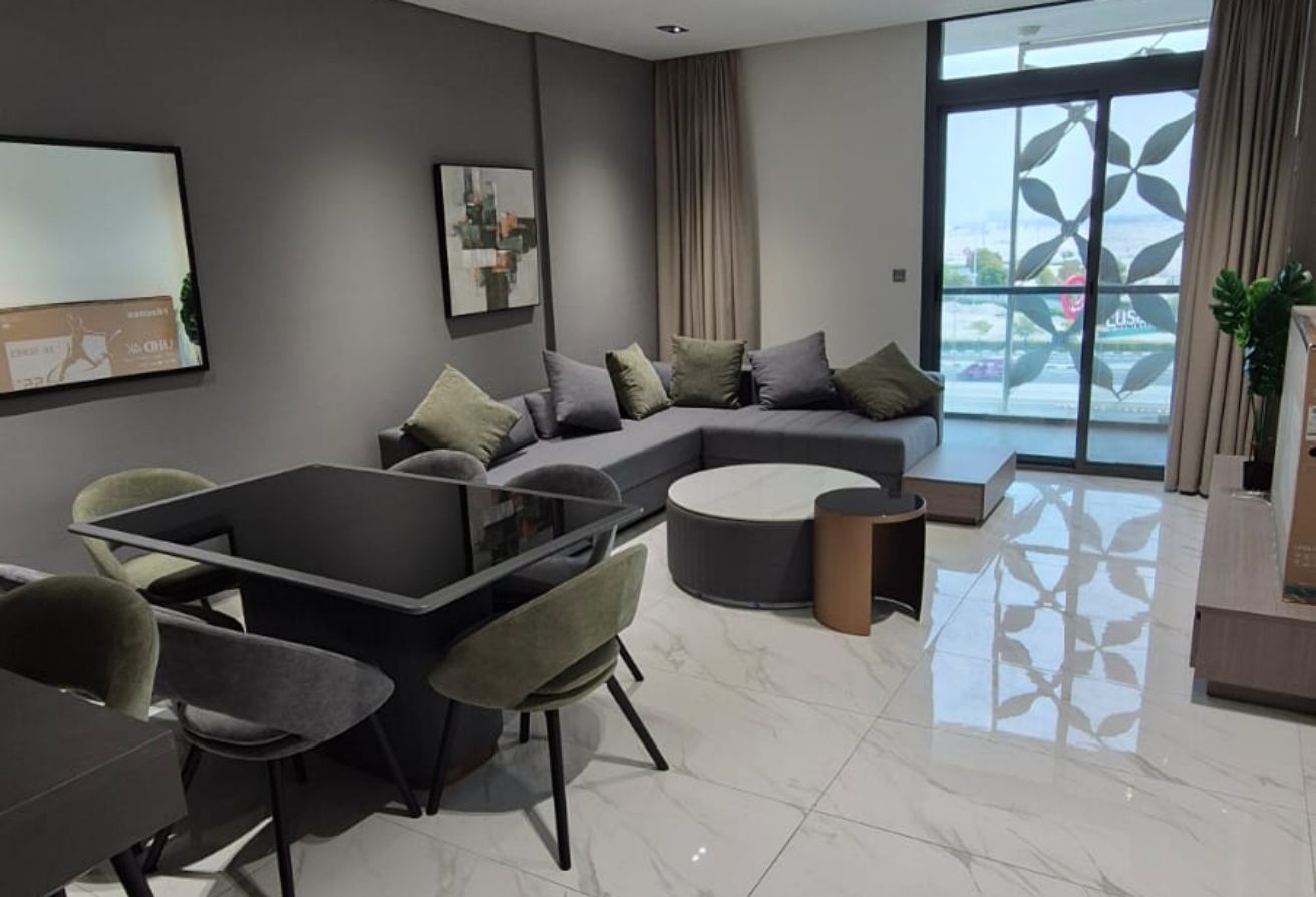 BILLS INCL | FURNISHED | FROM 1OCT MOVING |PREBOOK thumbnail 3