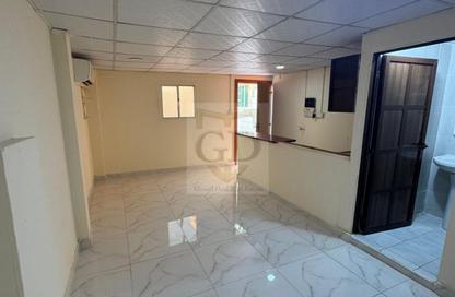 Apartment - Studio - 1 Bathroom for rent in Ain Khaled - Doha
