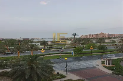 Apartment - 1 Bedroom - 2 Bathrooms for rent in East Porto Drive - Porto Arabia - The Pearl Island - Doha