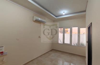 Apartment - Studio - 1 for rent in Ain Khaled - Doha