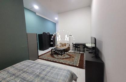 Villa - Studio - 1 Bathroom for rent in Bu Hamour Street - Abu Hamour - Doha