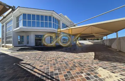 Villa - Studio - 7 Bathrooms for rent in Onaiza - Onaiza - Doha