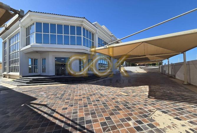 53333107 - Property Main Image