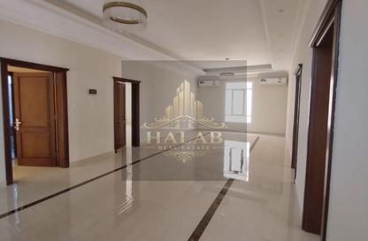 Villa - 6 Bedrooms - 5 Bathrooms for sale in Al Maamoura - Al Maamoura - Doha