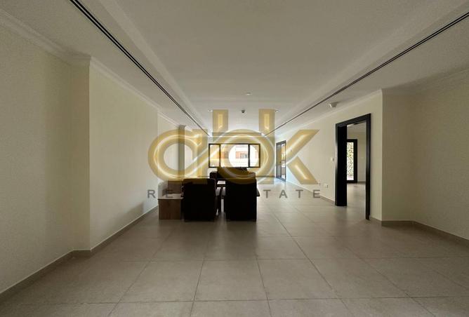 53332674 - Property Image 2