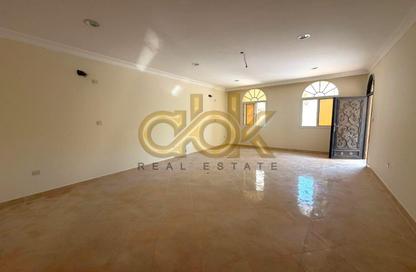 Villa - 7 Bedrooms - 6 Bathrooms for rent in Al Kheesa - Al Kheesa - Umm Salal Mohammed Villa - 7 Bedrooms - 6 Bathrooms for rent in Al Kheesa - Al Kheesa - Umm Salal Mohammed