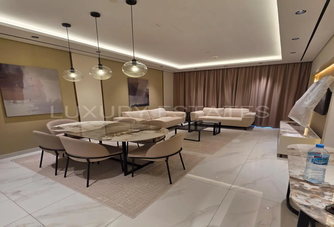 56928299 - Property Main Image