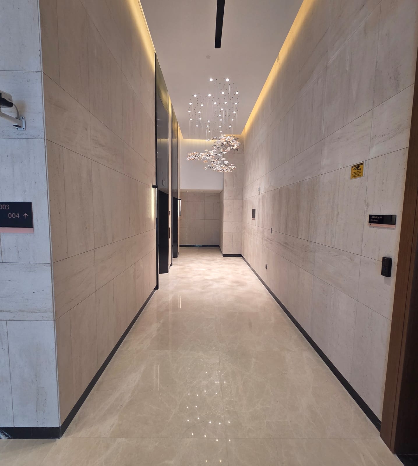 BRAND NEW 2BEDROOM PLUS MAID FULLY FURNISHED thumbnail 12