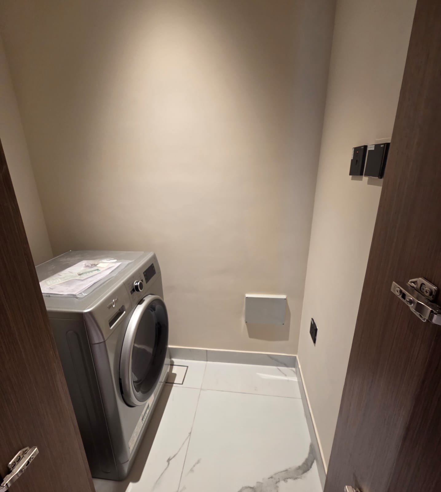 BRAND NEW 2BEDROOM PLUS MAID FULLY FURNISHED thumbnail 13